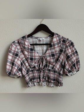 Rabbit rose Brand Pink Plaid Cropped Peasant Blouse